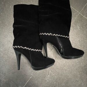 Elegant Black Heeled Boots with Silver Detailing